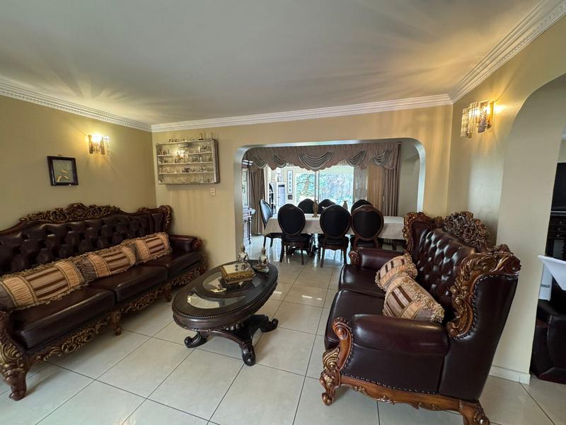 4 Bedroom Property for Sale in Albertsdal Gauteng