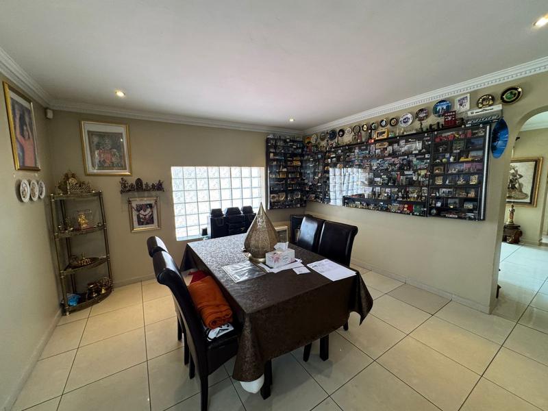 4 Bedroom Property for Sale in Albertsdal Gauteng
