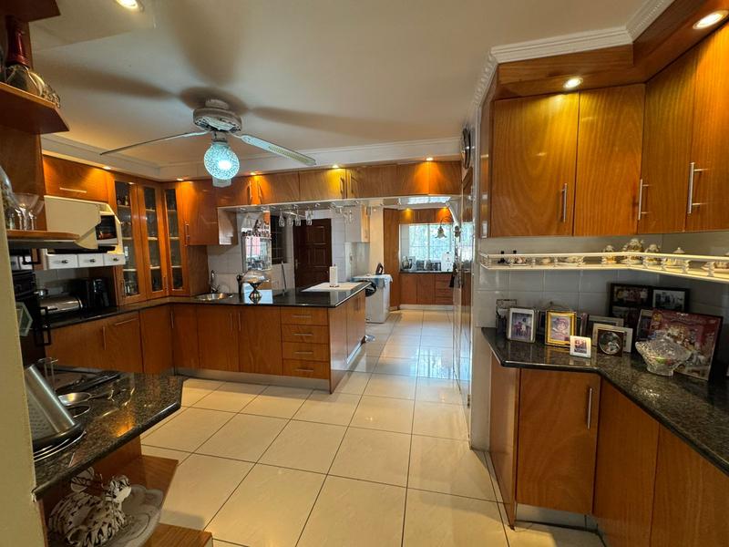 4 Bedroom Property for Sale in Albertsdal Gauteng