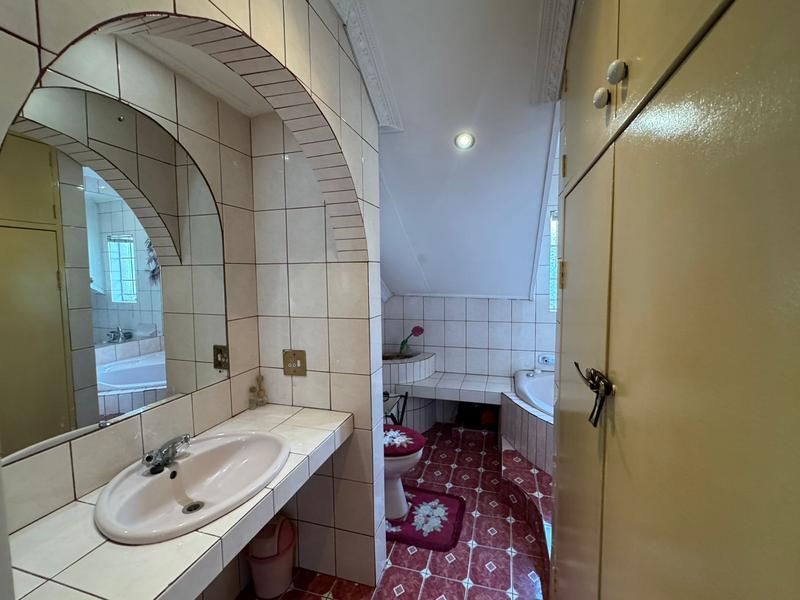 4 Bedroom Property for Sale in Albertsdal Gauteng