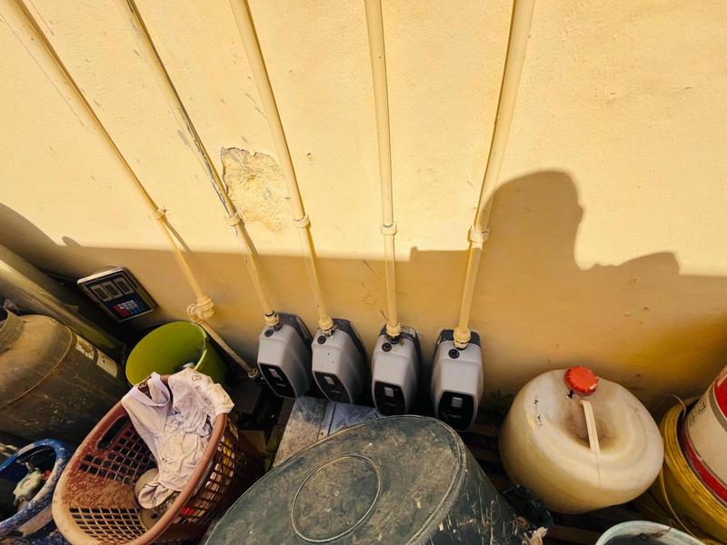 8 Bedroom Property for Sale in Clayville Gauteng