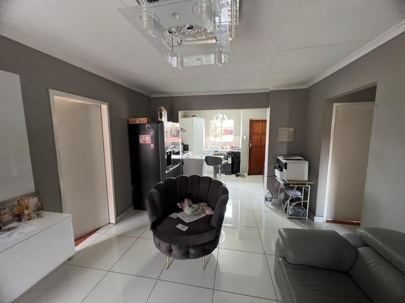 3 Bedroom Property for Sale in Noordwyk Gauteng