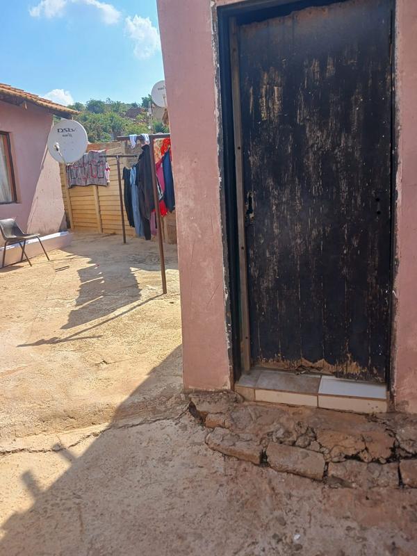 6 Bedroom Property for Sale in Orange Farm Gauteng