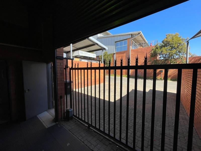 To Let commercial Property for Rent in Hennopspark Gauteng