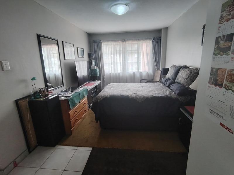 3 Bedroom Property for Sale in Die Hoewes Gauteng