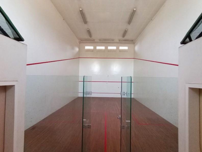 3 Bedroom Property for Sale in Die Hoewes Gauteng