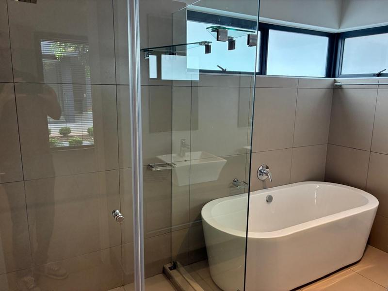 To Let 4 Bedroom Property for Rent in Waterkloof Ridge Gauteng