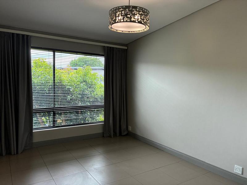 To Let 4 Bedroom Property for Rent in Waterkloof Ridge Gauteng