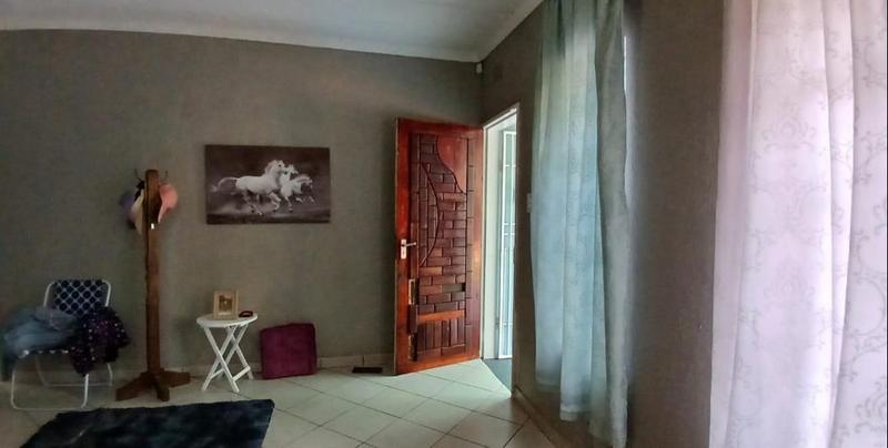 4 Bedroom Property for Sale in Brackendowns Gauteng