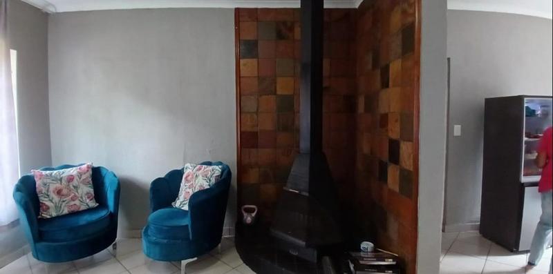 4 Bedroom Property for Sale in Brackendowns Gauteng