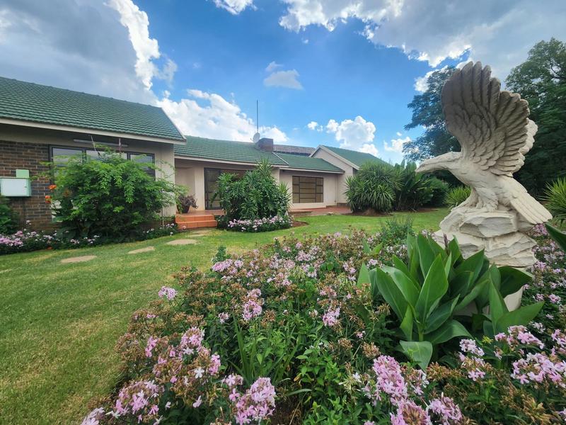 4 Bedroom Property for Sale in Brackenhurst Gauteng