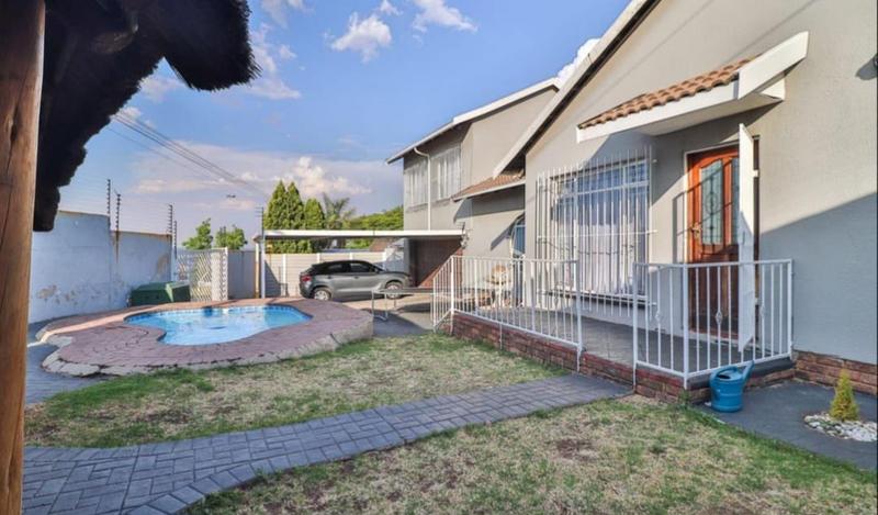 3 Bedroom Property for Sale in Risana Gauteng