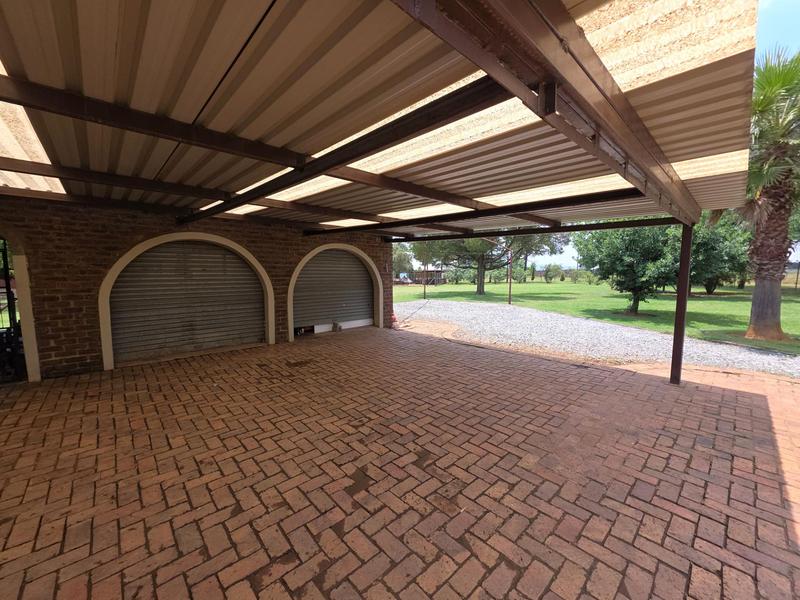 Commercial Property for Sale in Nelsonia Gauteng