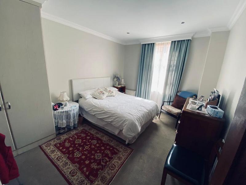 2 Bedroom Property for Sale in Newlands Gauteng