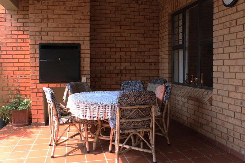 2 Bedroom Property for Sale in Newlands Gauteng
