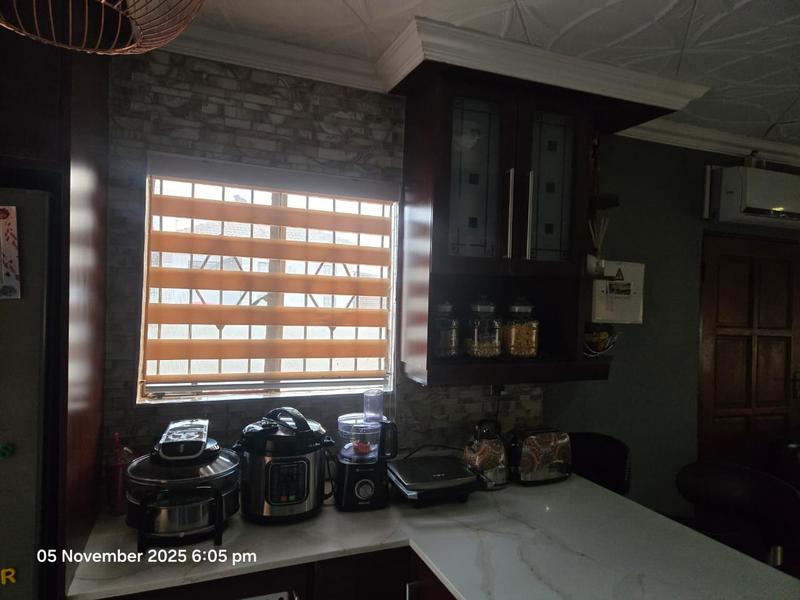 3 Bedroom Property for Sale in Clayville Gauteng