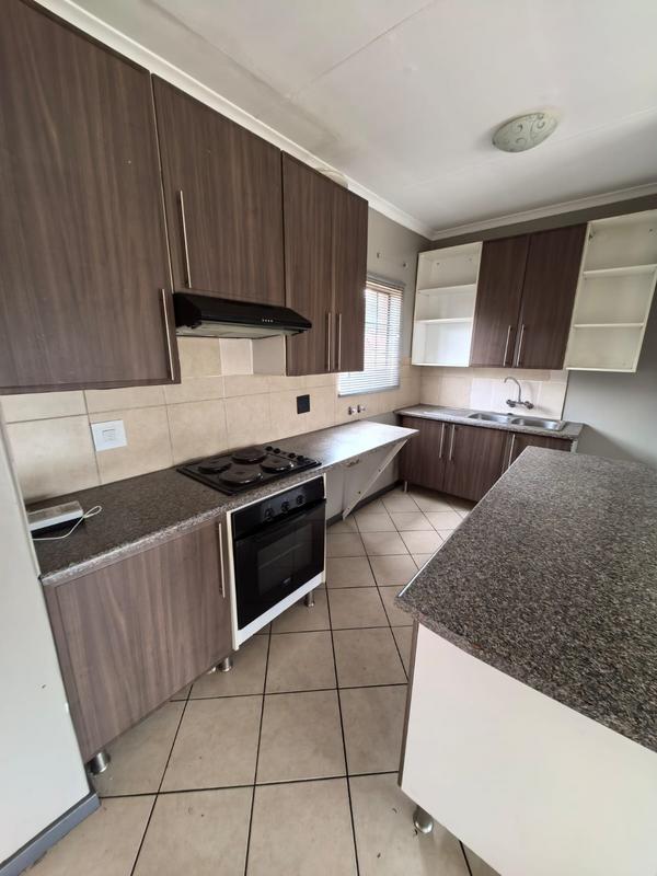 3 Bedroom Property for Sale in Monavoni Gauteng