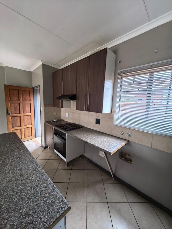 3 Bedroom Property for Sale in Monavoni Gauteng