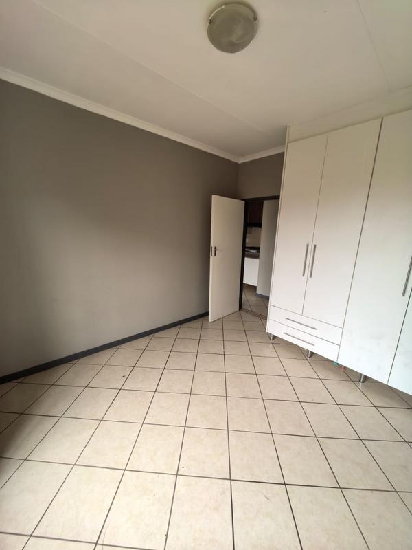 3 Bedroom Property for Sale in Monavoni Gauteng