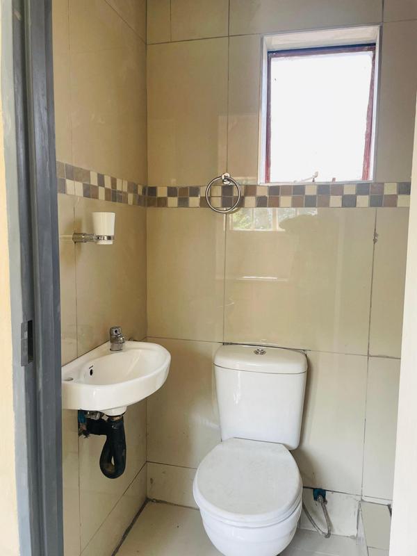 To Let 2 Bedroom Property for Rent in Wychwood Gauteng