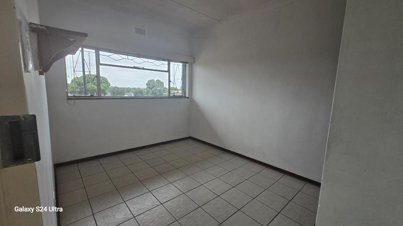 To Let 2 Bedroom Property for Rent in Elspark Gauteng