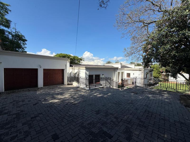 To Let 5 Bedroom Property for Rent in Waterkloof Ridge Gauteng