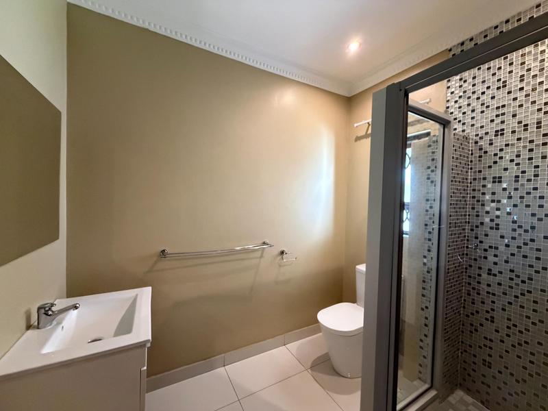 To Let 5 Bedroom Property for Rent in Waterkloof Ridge Gauteng