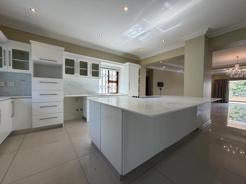 To Let 5 Bedroom Property for Rent in Waterkloof Ridge Gauteng