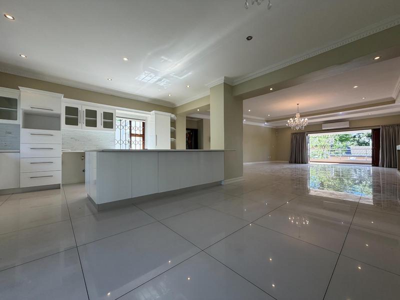 To Let 5 Bedroom Property for Rent in Waterkloof Ridge Gauteng