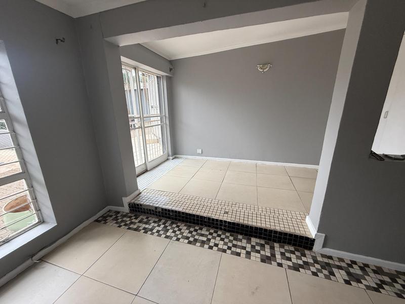 To Let 4 Bedroom Property for Rent in Rooihuiskraal Gauteng