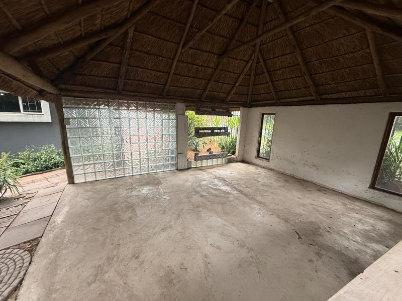 To Let 4 Bedroom Property for Rent in Rooihuiskraal Gauteng