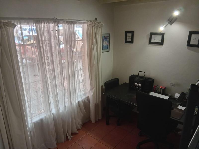 3 Bedroom Property for Sale in Hennopspark Gauteng