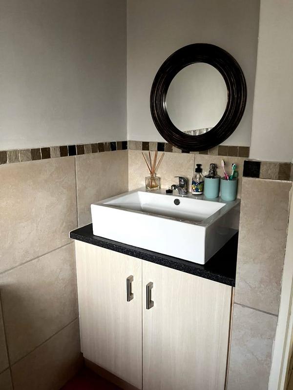 2 Bedroom Property for Sale in Windsor West Gauteng