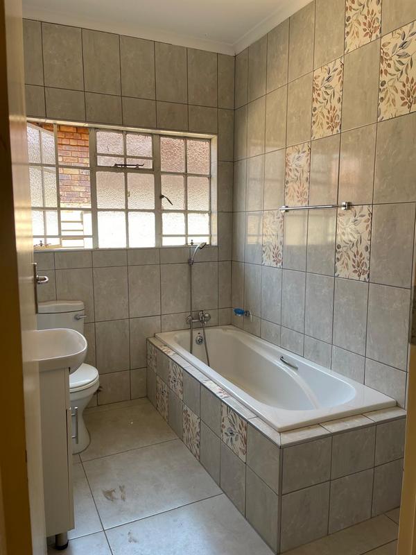3 Bedroom Property for Sale in Theresa Park Gauteng