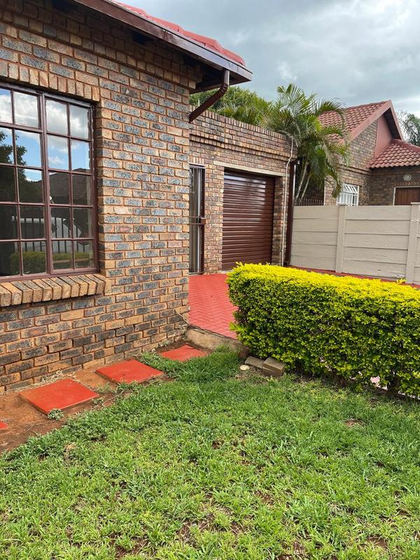3 Bedroom Property for Sale in Theresa Park Gauteng