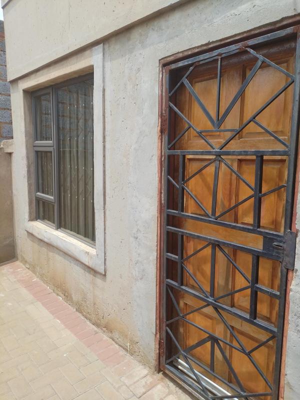 To Let 2 Bedroom Property for Rent in Vosloorus Ext 20 Gauteng
