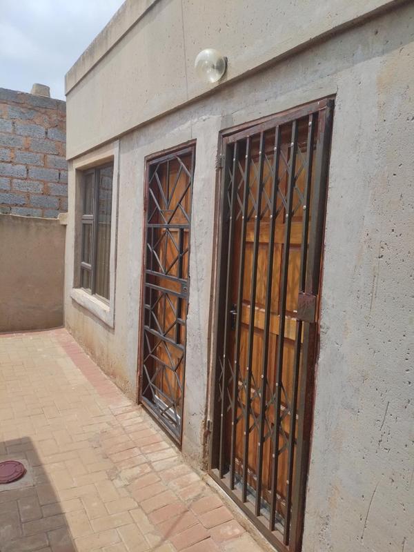 To Let 2 Bedroom Property for Rent in Vosloorus Ext 20 Gauteng