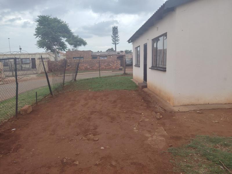 2 Bedroom Property for Sale in Vosloorus Gauteng