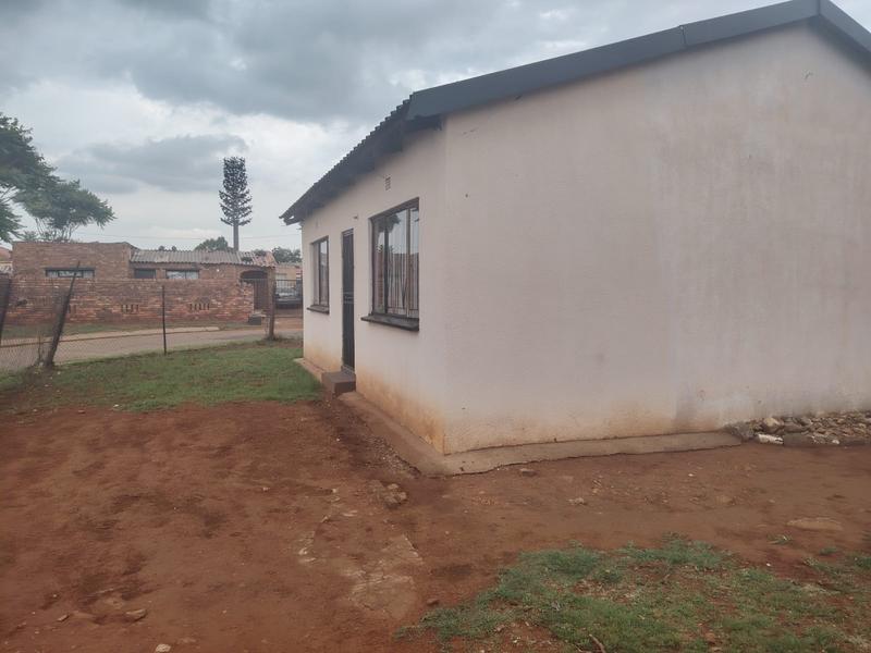 2 Bedroom Property for Sale in Vosloorus Gauteng