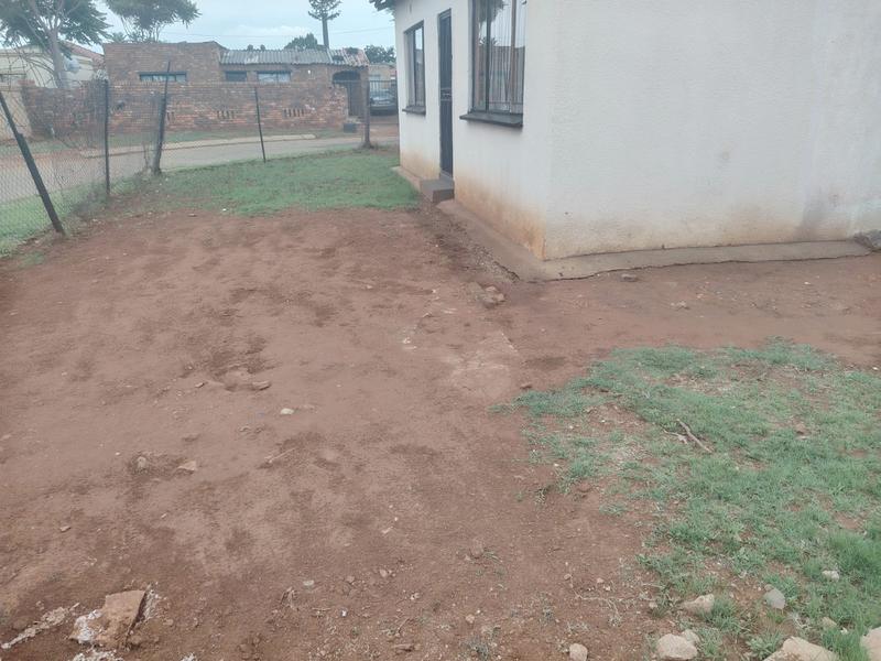 2 Bedroom Property for Sale in Vosloorus Gauteng