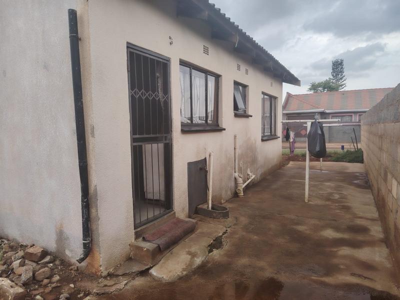 2 Bedroom Property for Sale in Vosloorus Gauteng