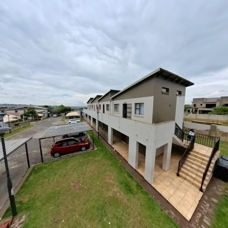 2 Bedroom Property for Sale in Noordwyk Gauteng