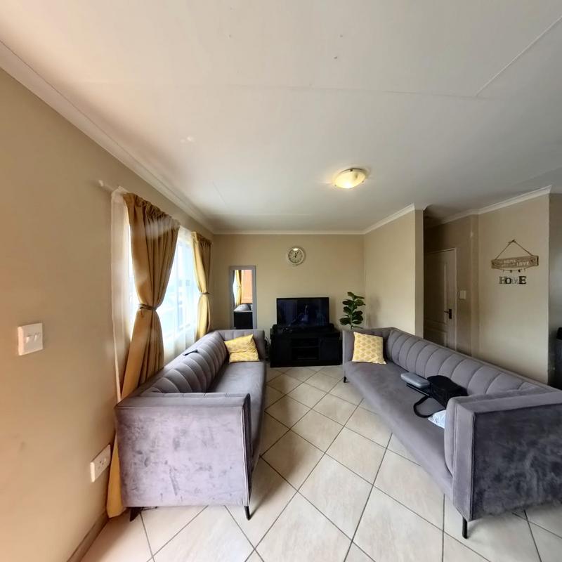 2 Bedroom Property for Sale in Noordwyk Gauteng