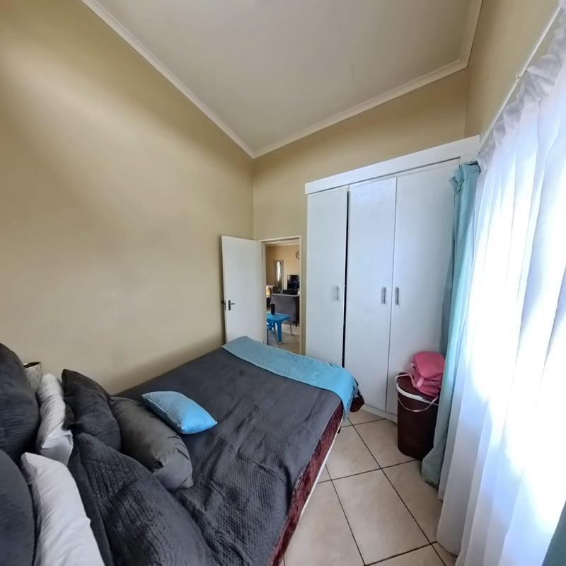 2 Bedroom Property for Sale in Noordwyk Gauteng
