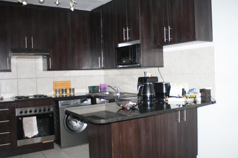 2 Bedroom Property for Sale in Noordwyk Gauteng