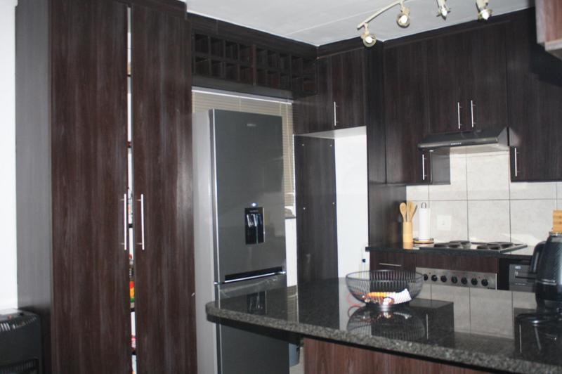 2 Bedroom Property for Sale in Noordwyk Gauteng