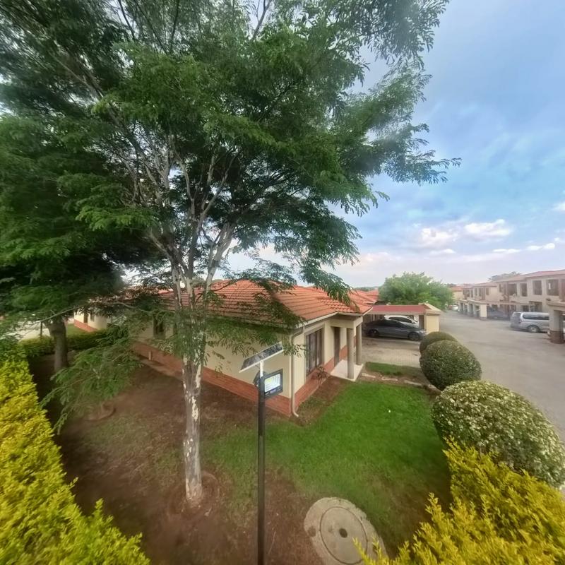 2 Bedroom Property for Sale in Noordwyk Gauteng
