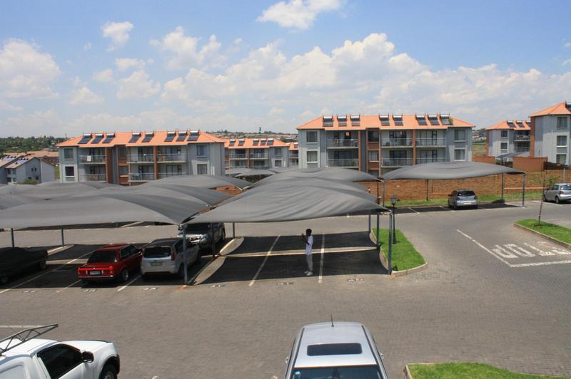 2 Bedroom Property for Sale in Noordwyk Gauteng