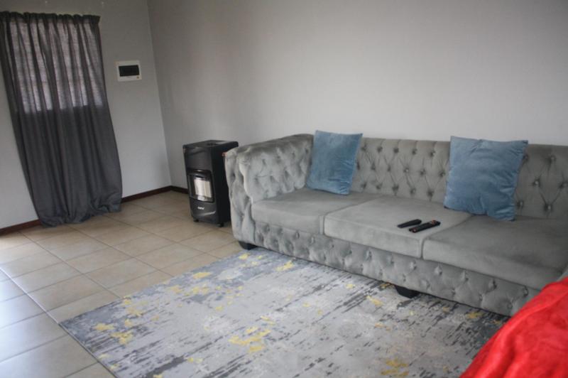 2 Bedroom Property for Sale in Noordwyk Gauteng