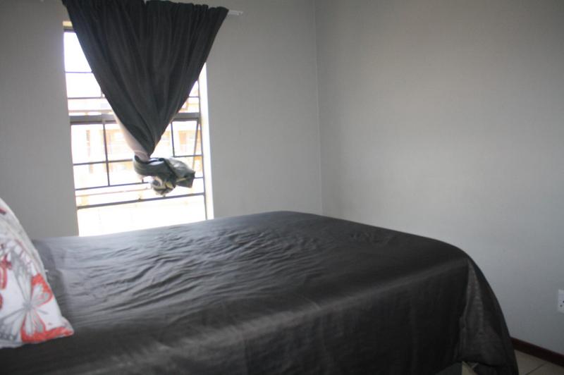 2 Bedroom Property for Sale in Noordwyk Gauteng